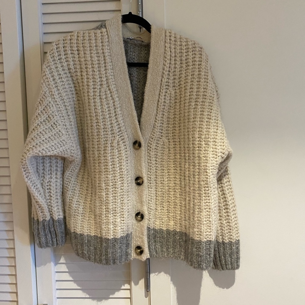 Zara Chunky Knit Cardigan
